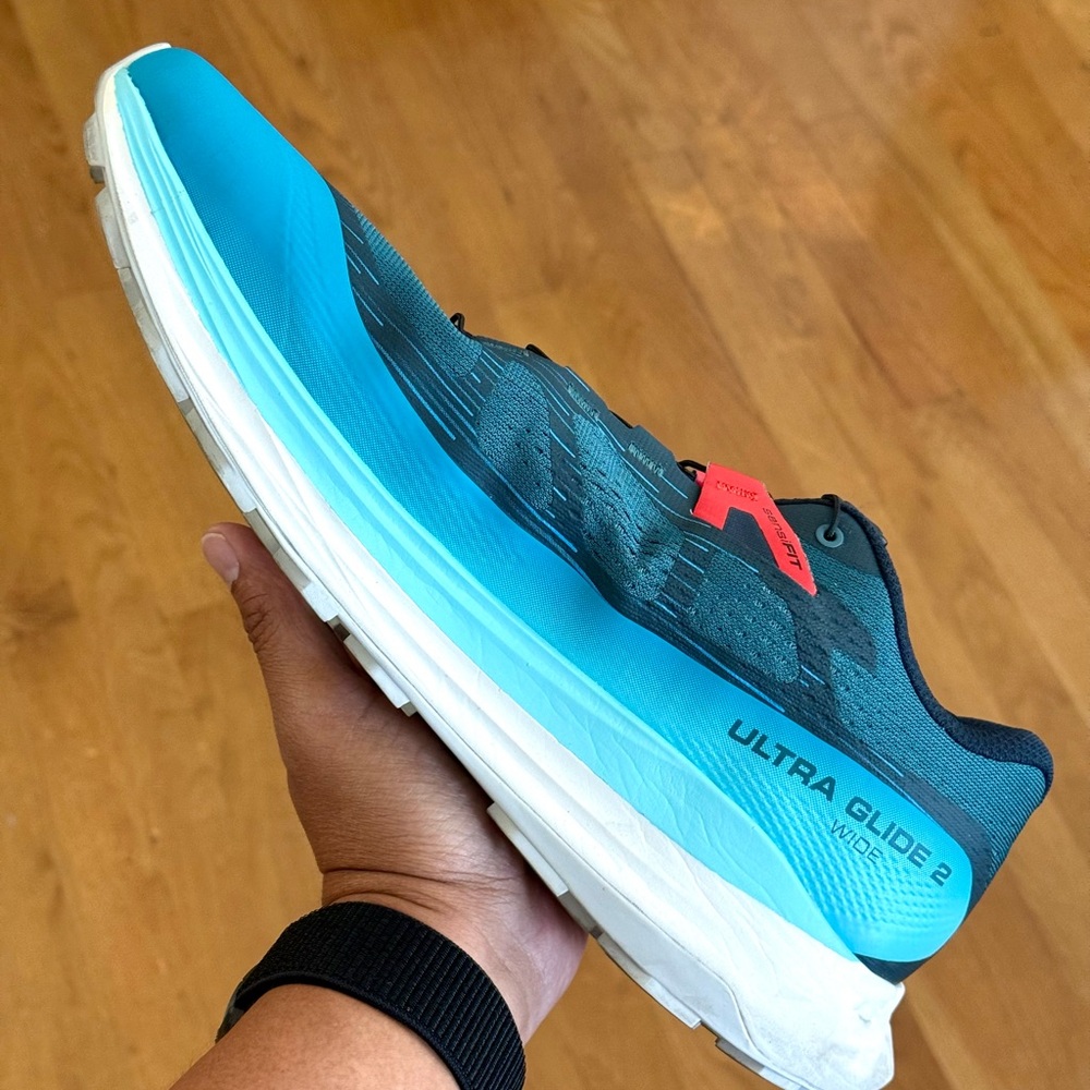 Salomon Ultraglide 2